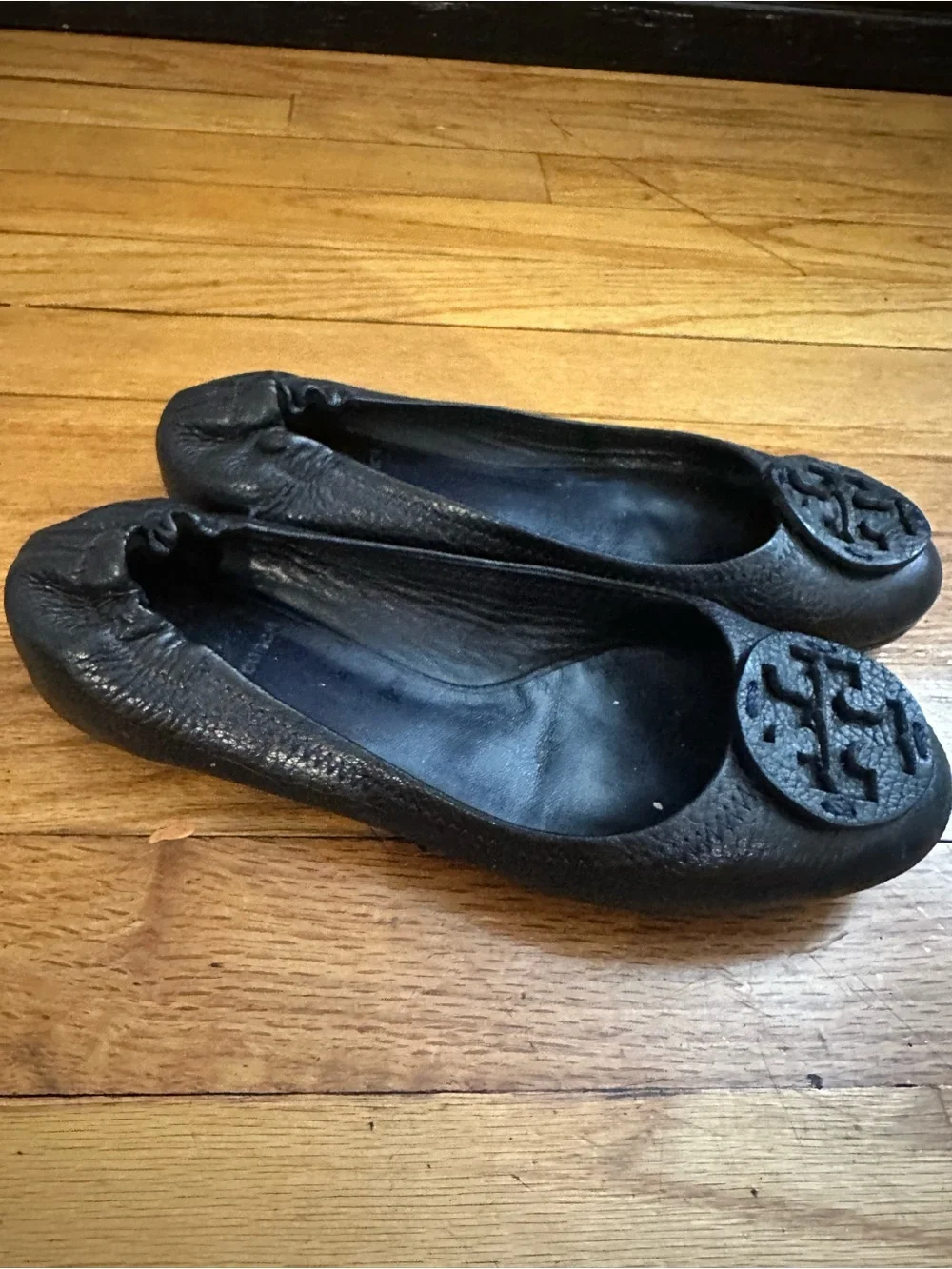 Tory Burch Black Leather Logo Ballet Flats